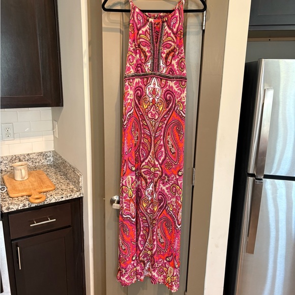 Dresses & Skirts - Pink and White Halter Sundress for Resort Wear